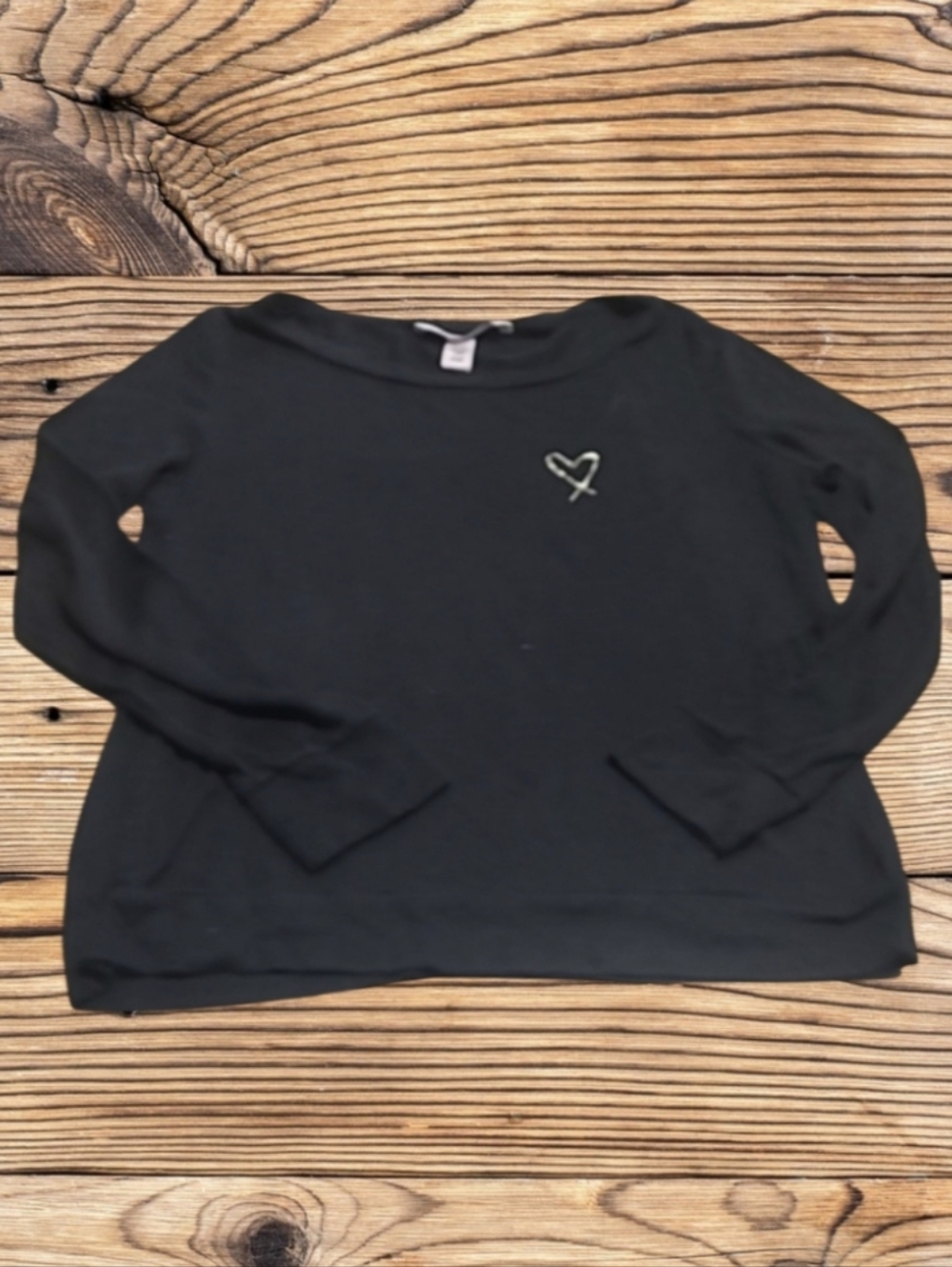 WOMEN'S VICTORIA SECRET LONG SLEEVE SHIRT